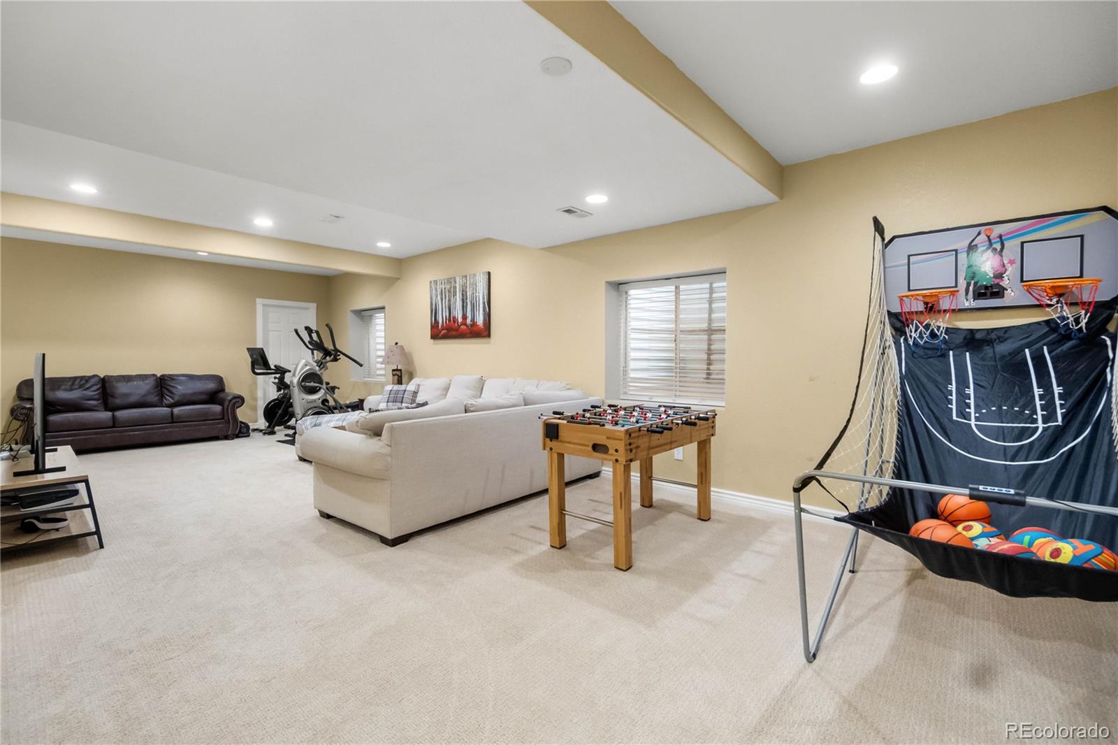 9386 W Quarles Place