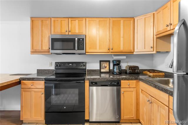 969 S Pearl Street Unit: 103
