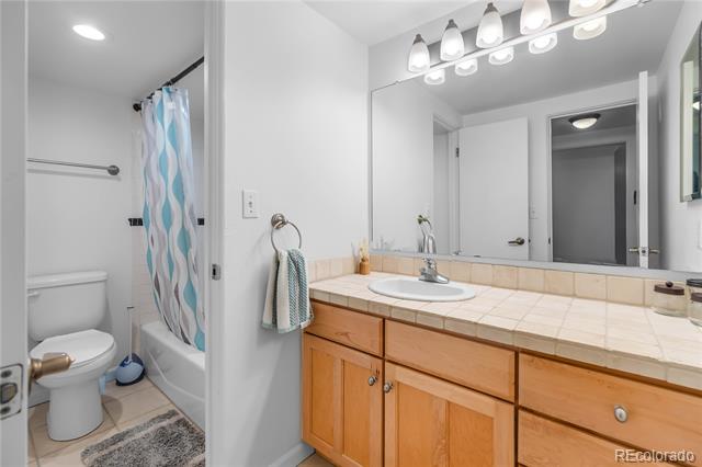 969 S Pearl Street Unit: 103