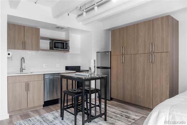 1495 Vrain Street Unit: 304