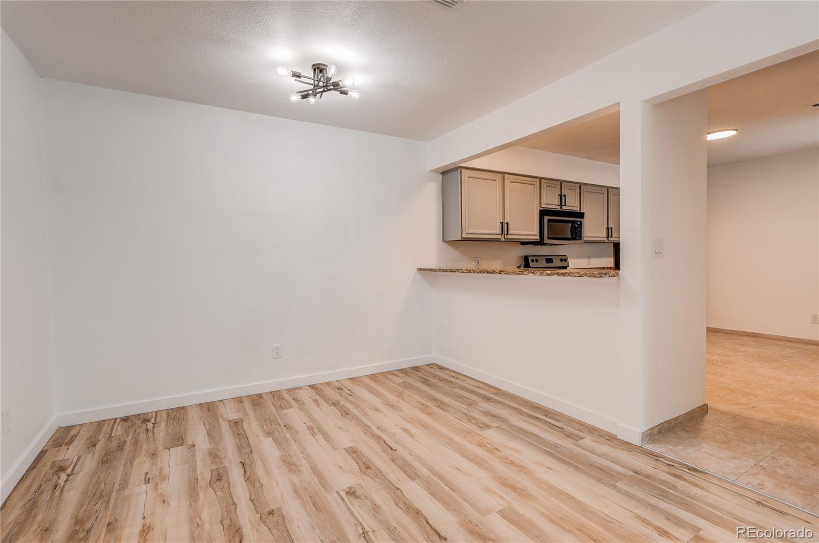 2365 E Geddes Avenue Unit: B22