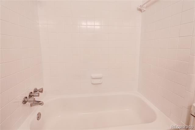 2365 E Geddes Avenue Unit: B22