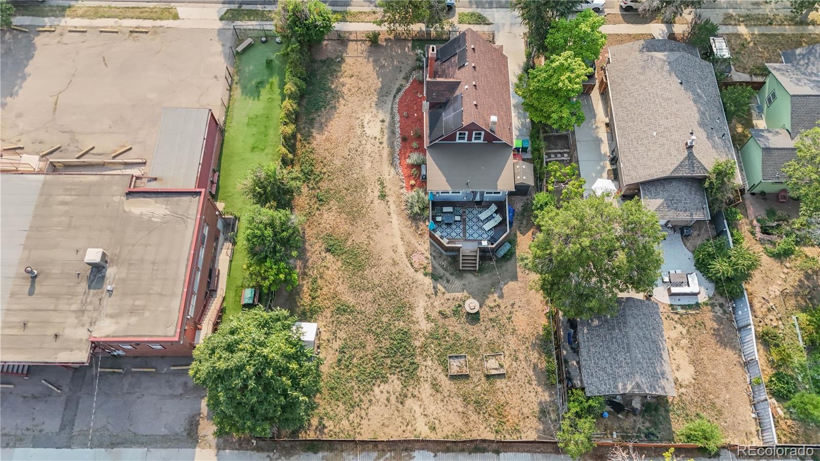 1620 Dallas Street