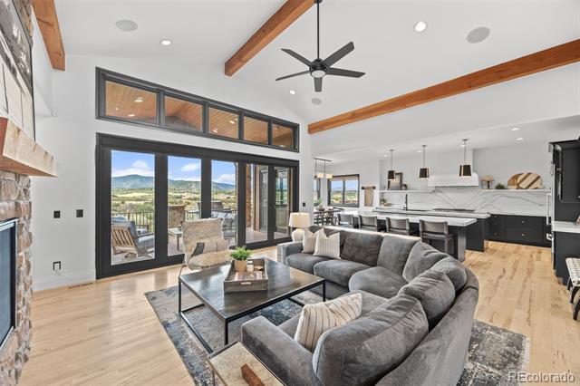 3013 Bears Den Drive