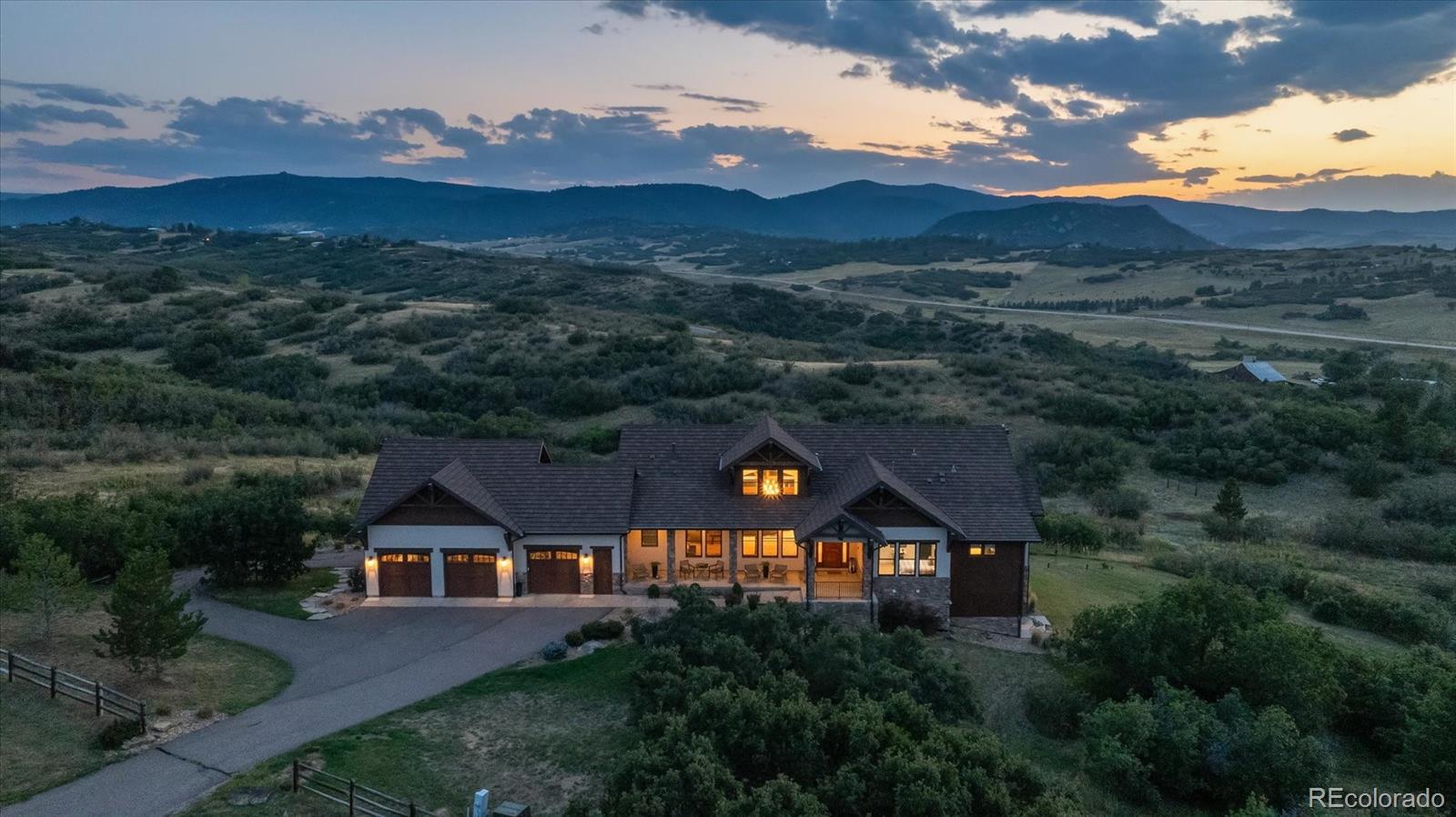 3013 Bears Den Drive