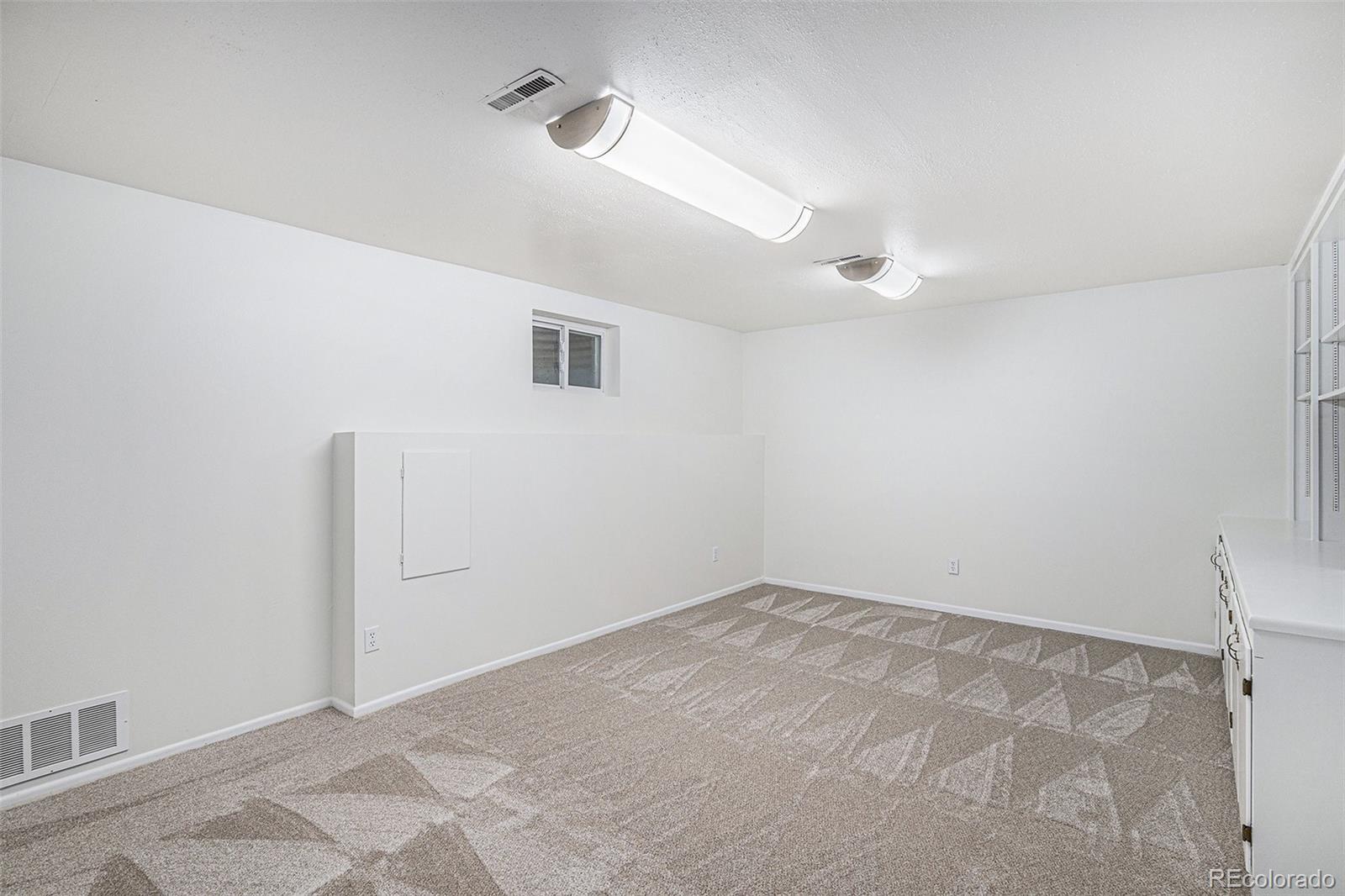 6762 E Briarwood Drive