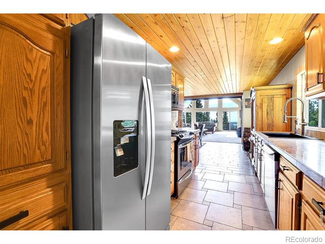 1176 Raven Ridge Road