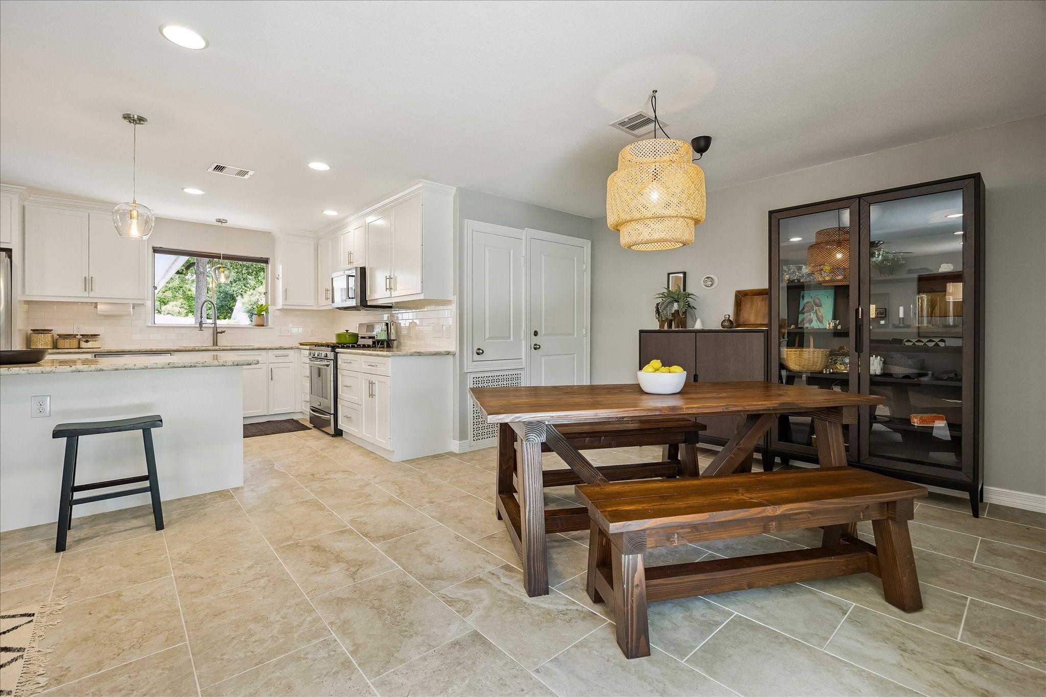 8827 Mcavoy Drive
