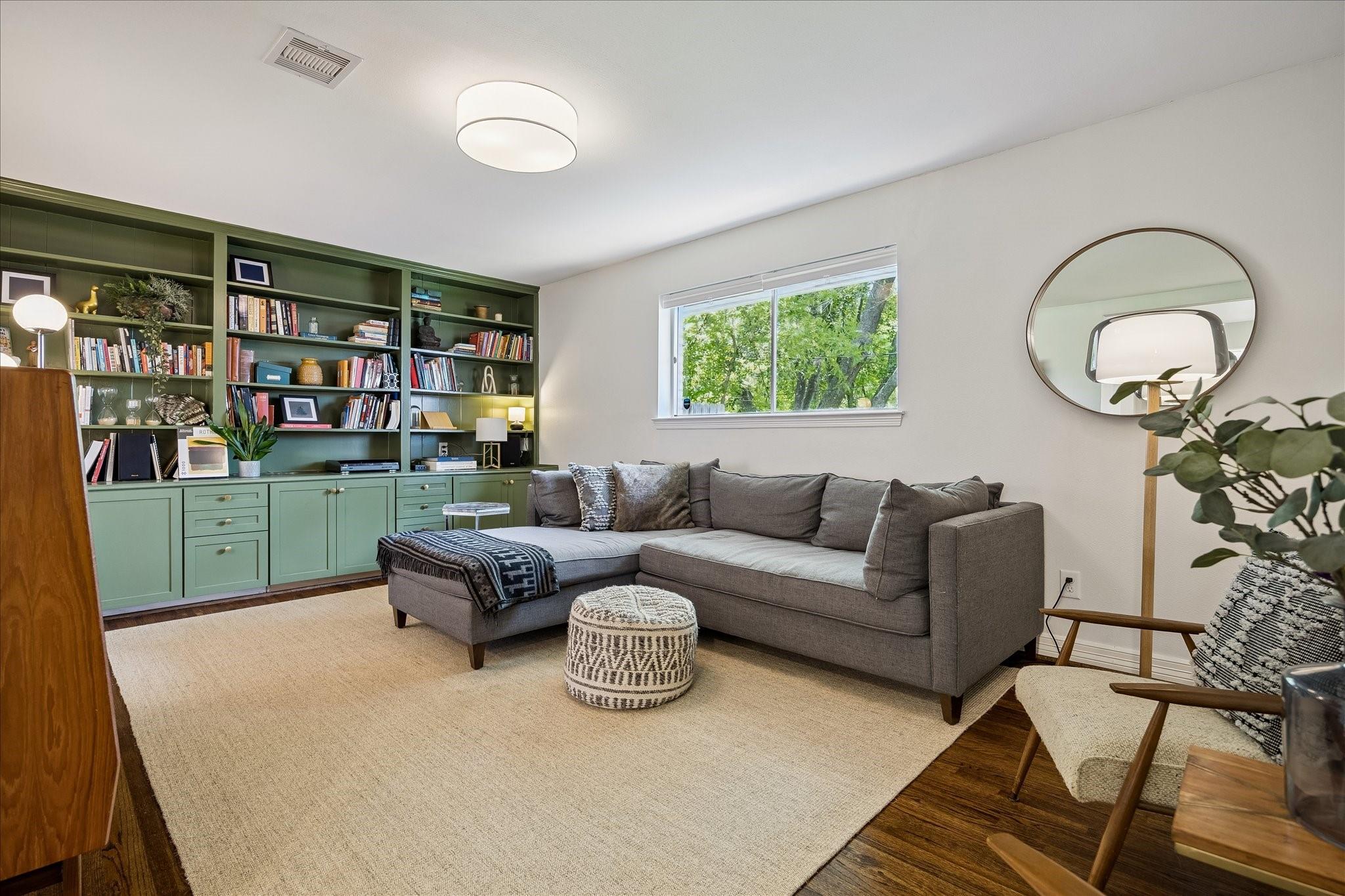 8827 Mcavoy Drive