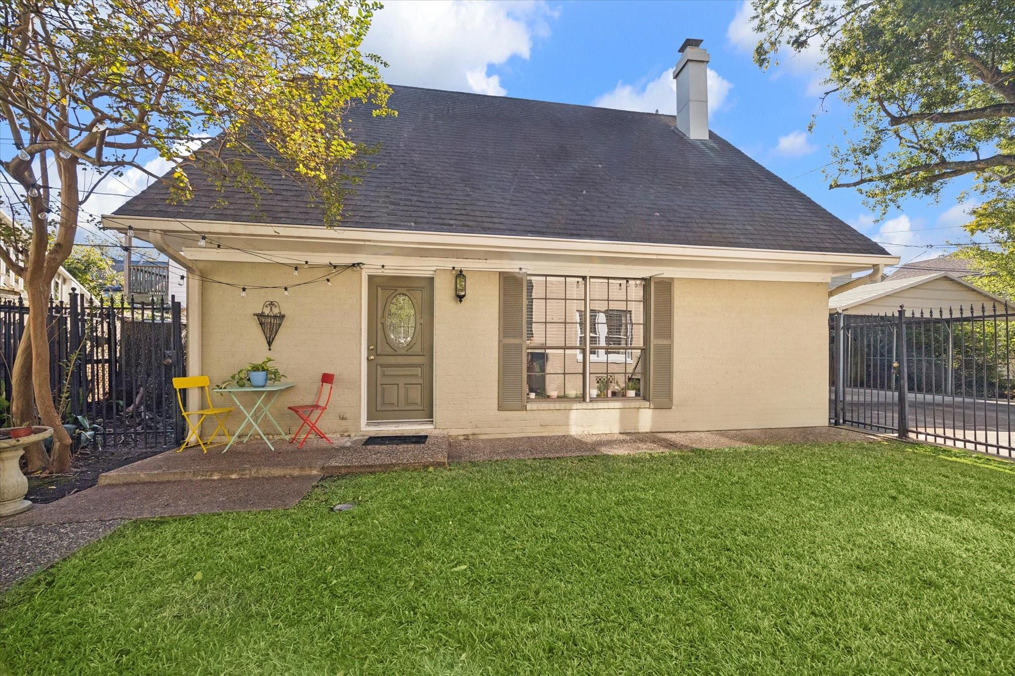 2315 Swift Boulevard