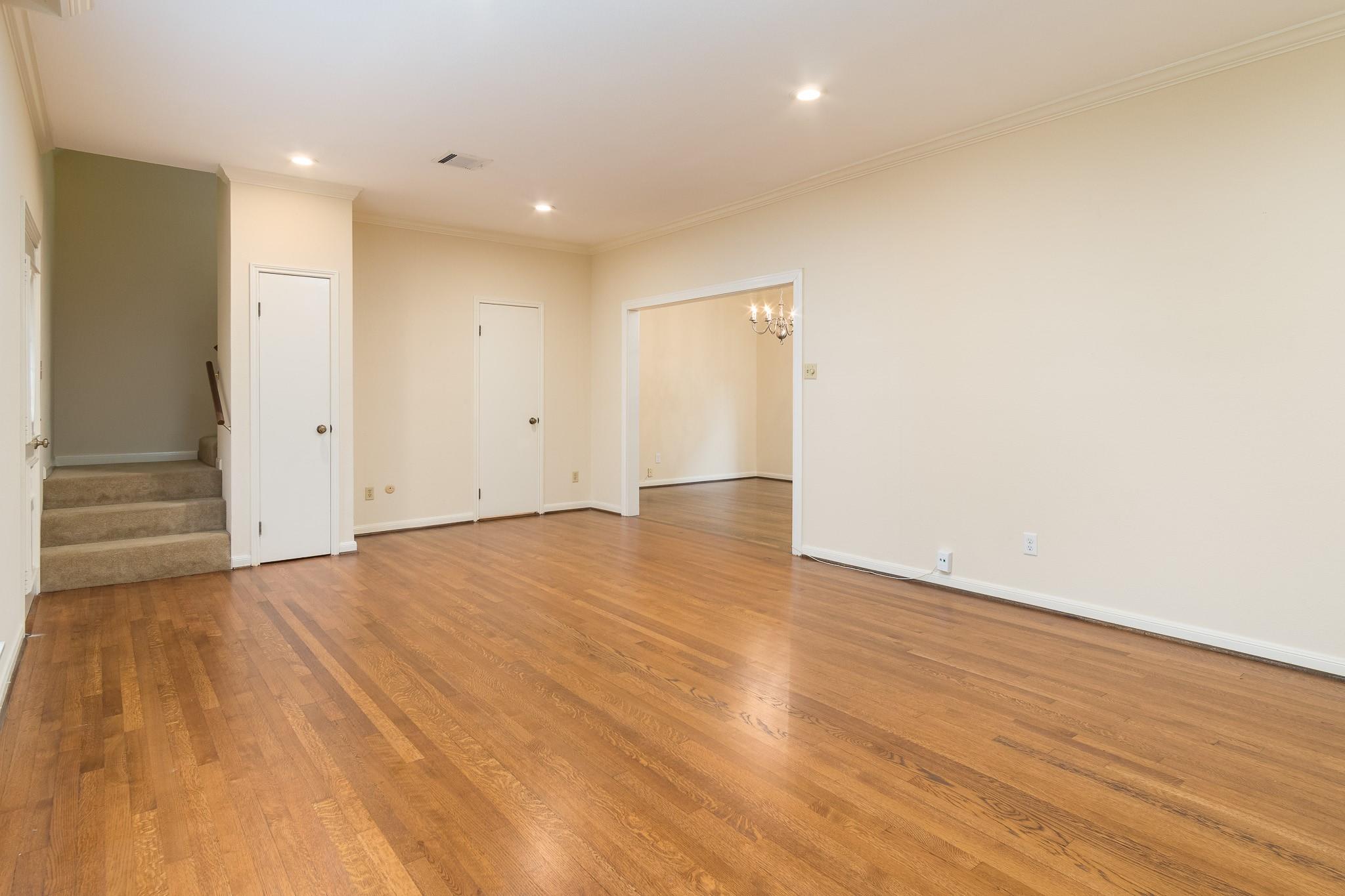 2315 Swift Boulevard