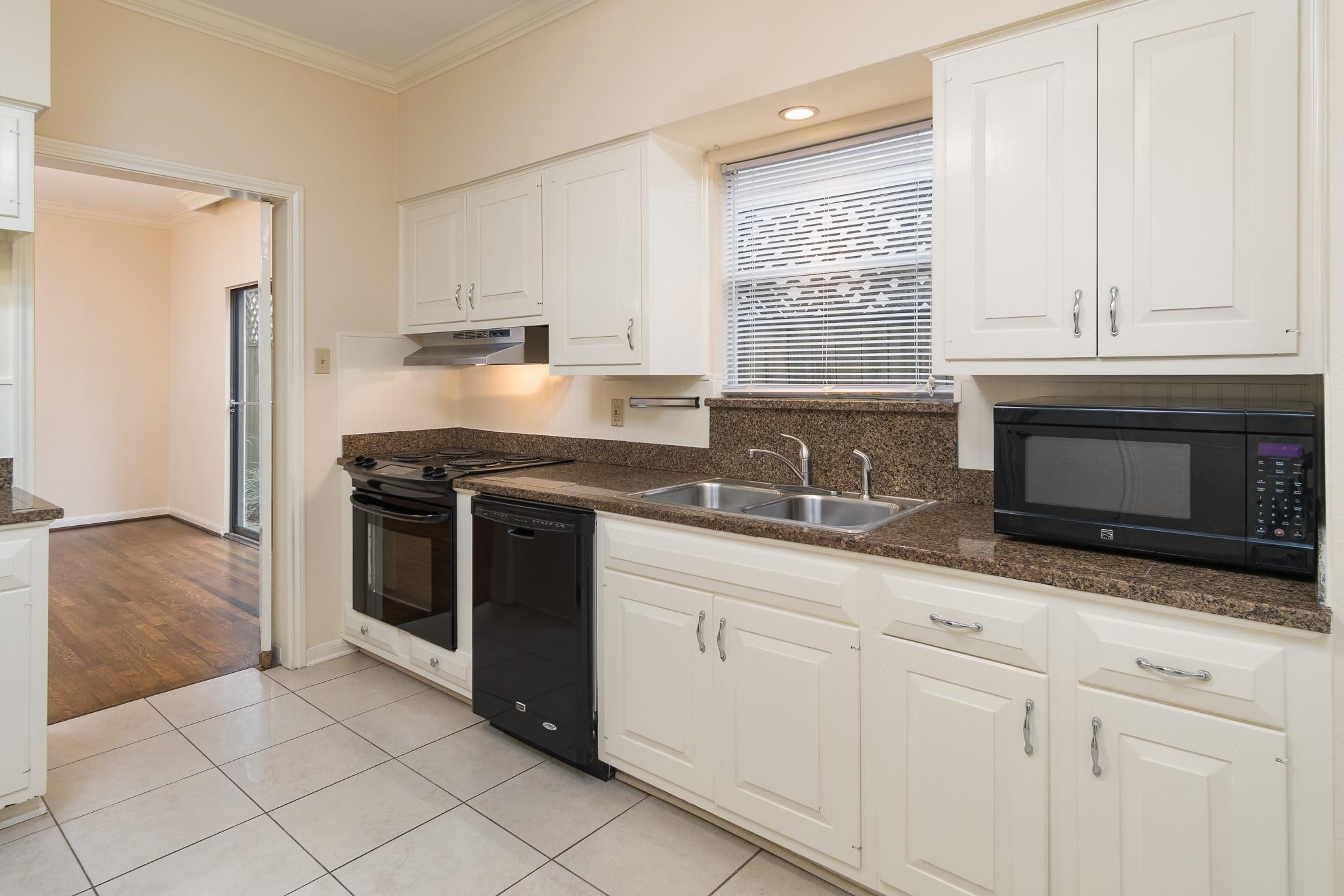 2315 Swift Boulevard