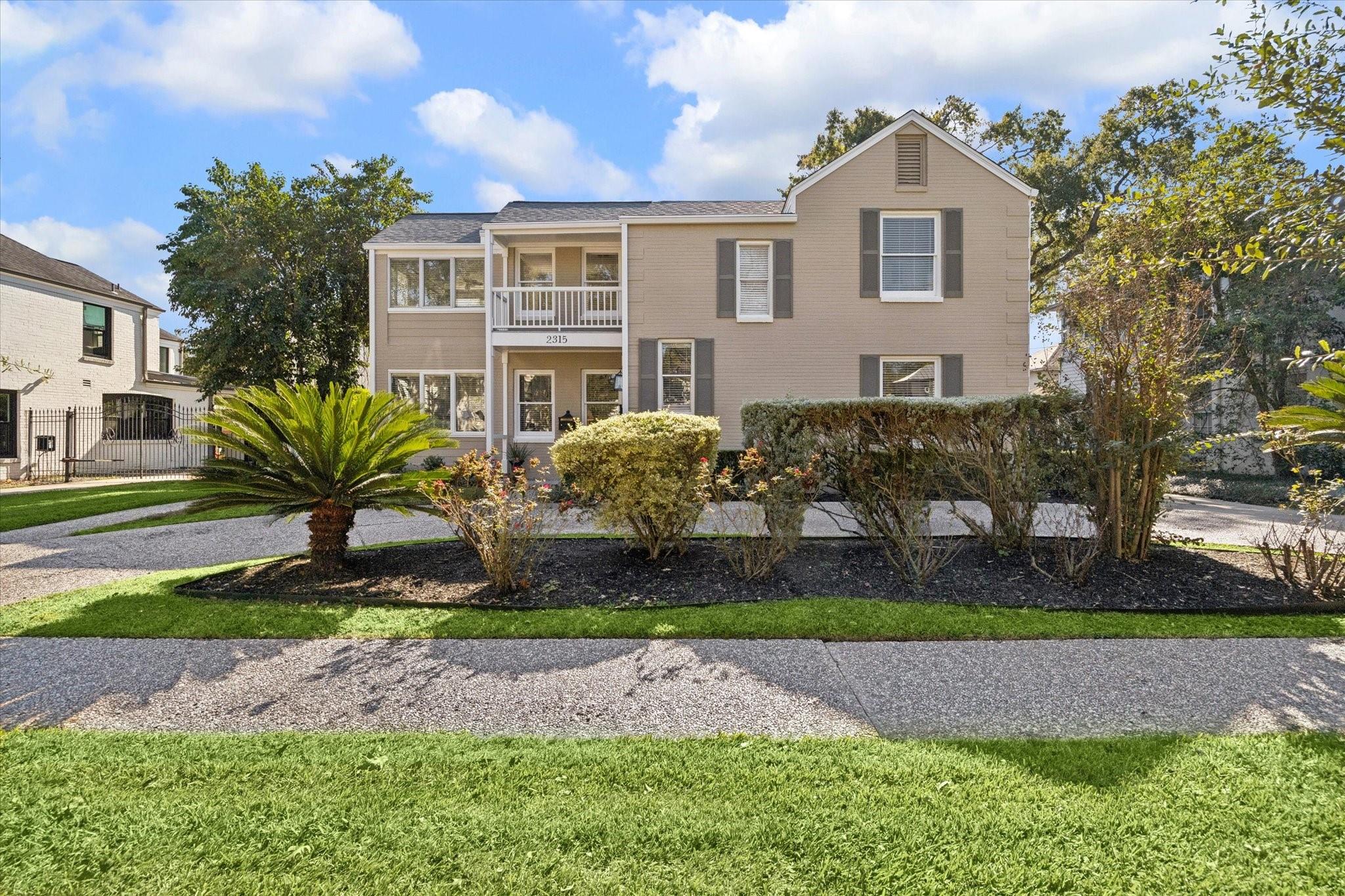 2315 Swift Boulevard