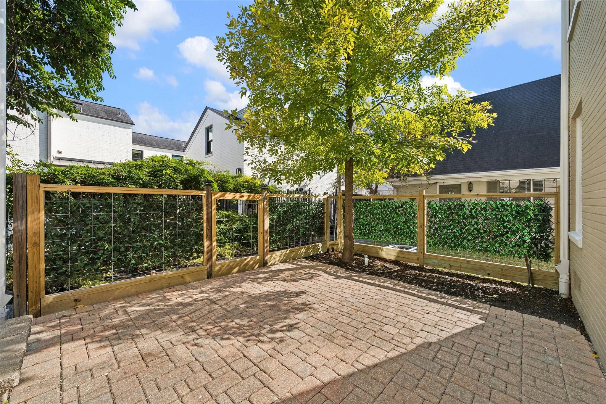 2315 Swift Boulevard