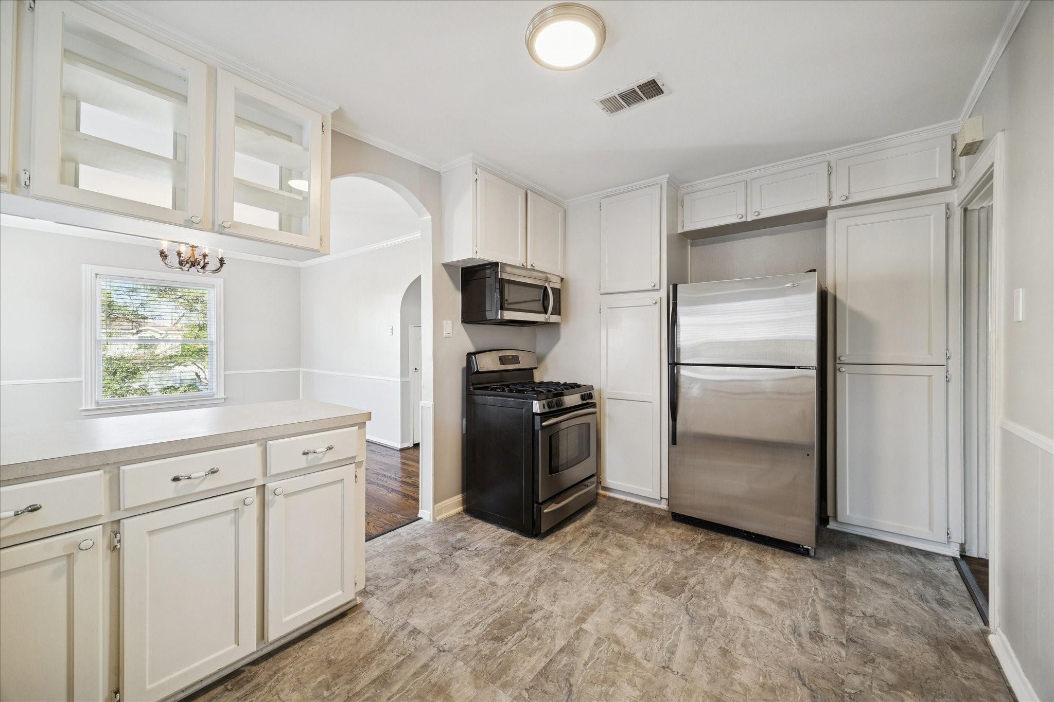 2315 Swift Boulevard