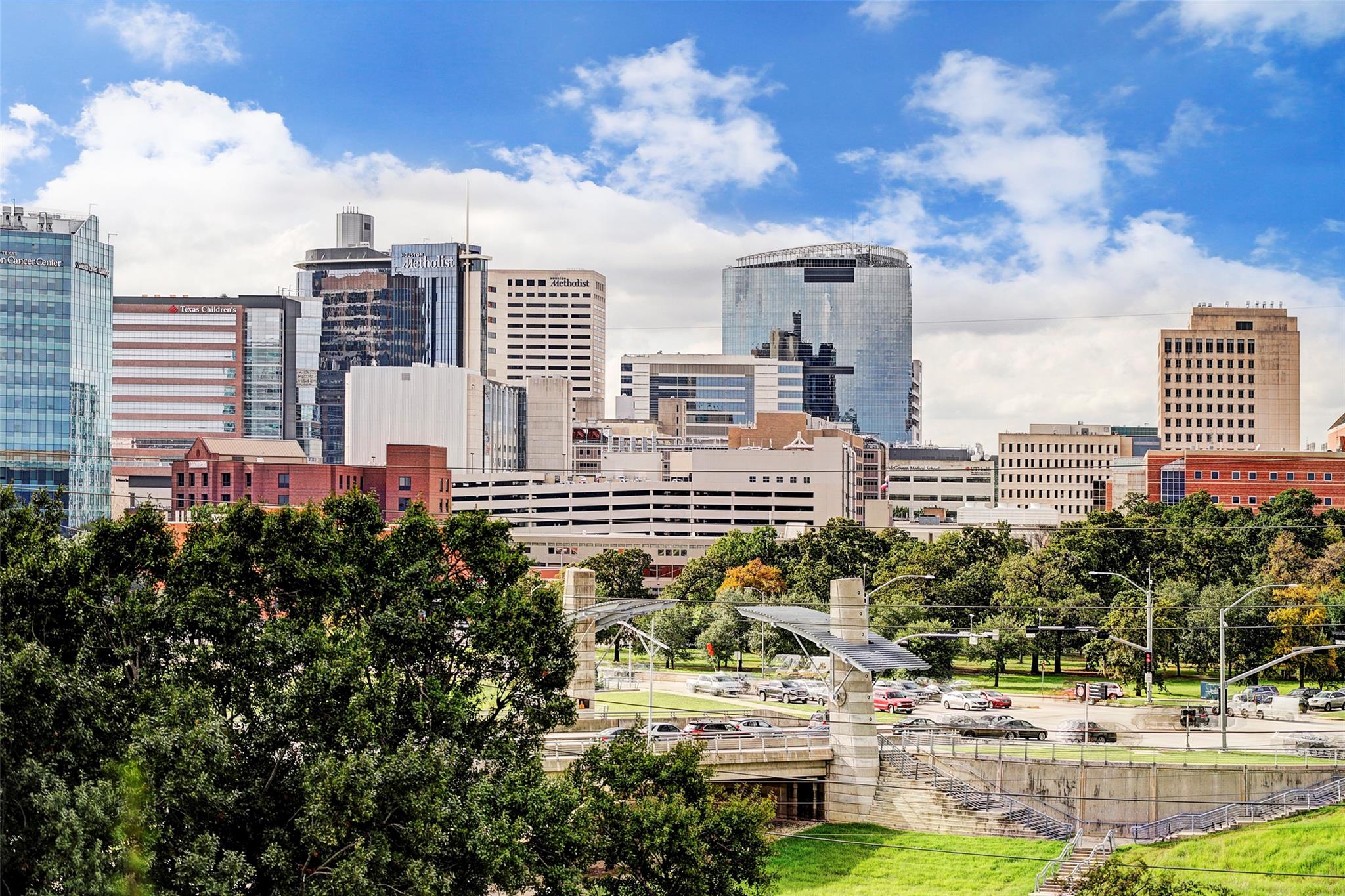 2315 Swift Boulevard