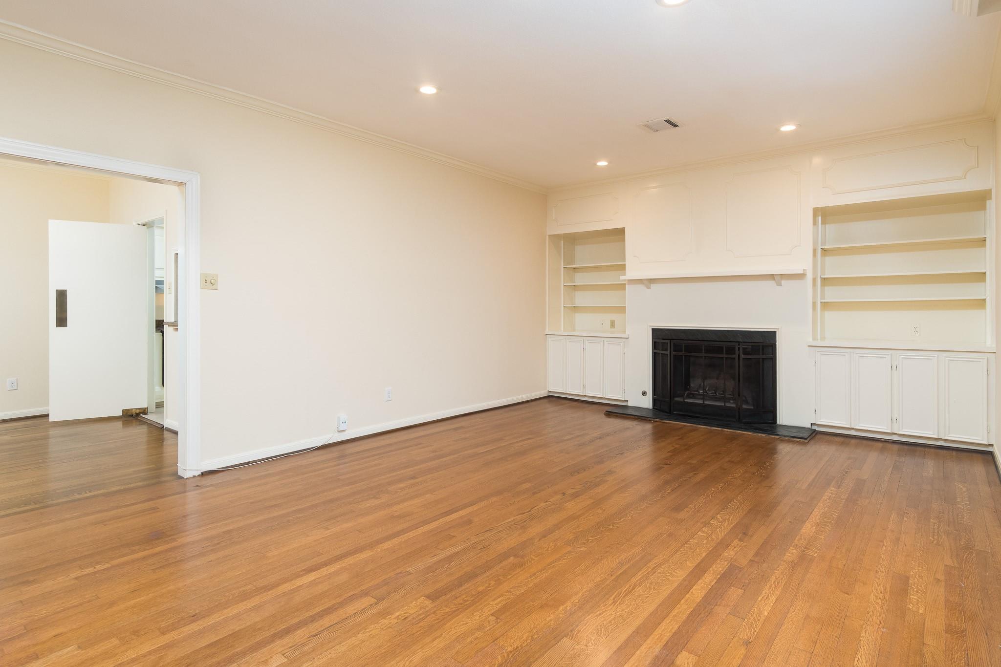 2315 Swift Boulevard