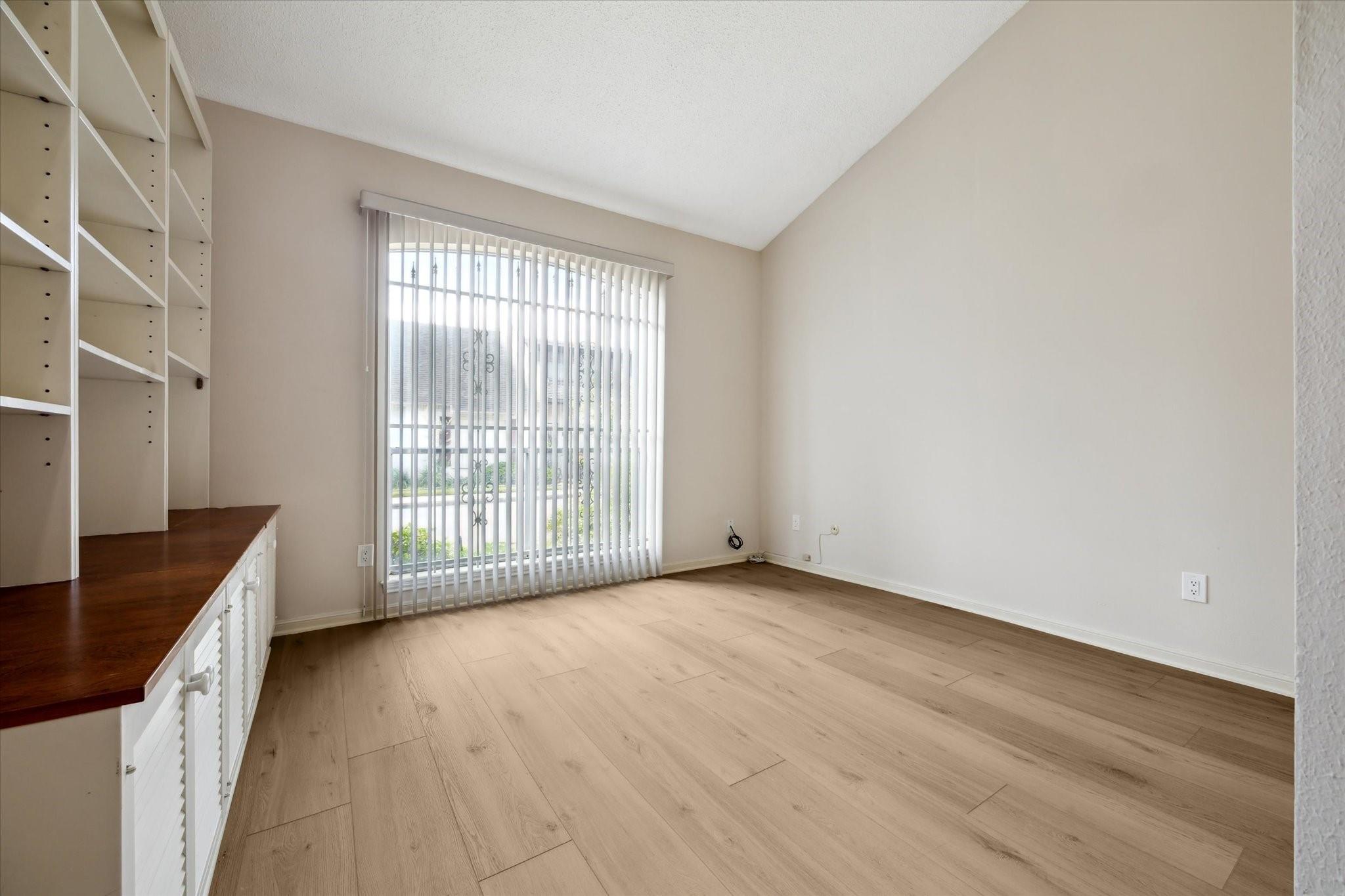 1808 S Gessner Road, Houston