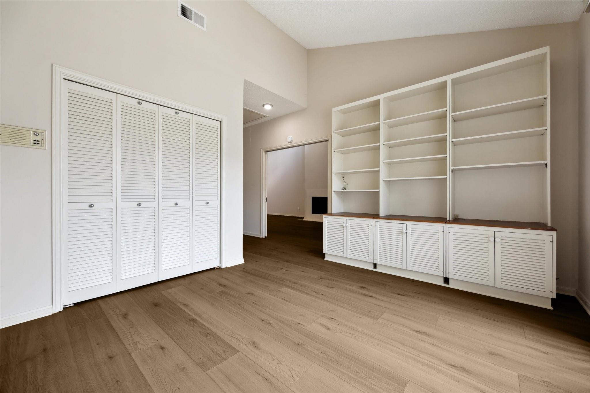 1808 S Gessner Road, Houston