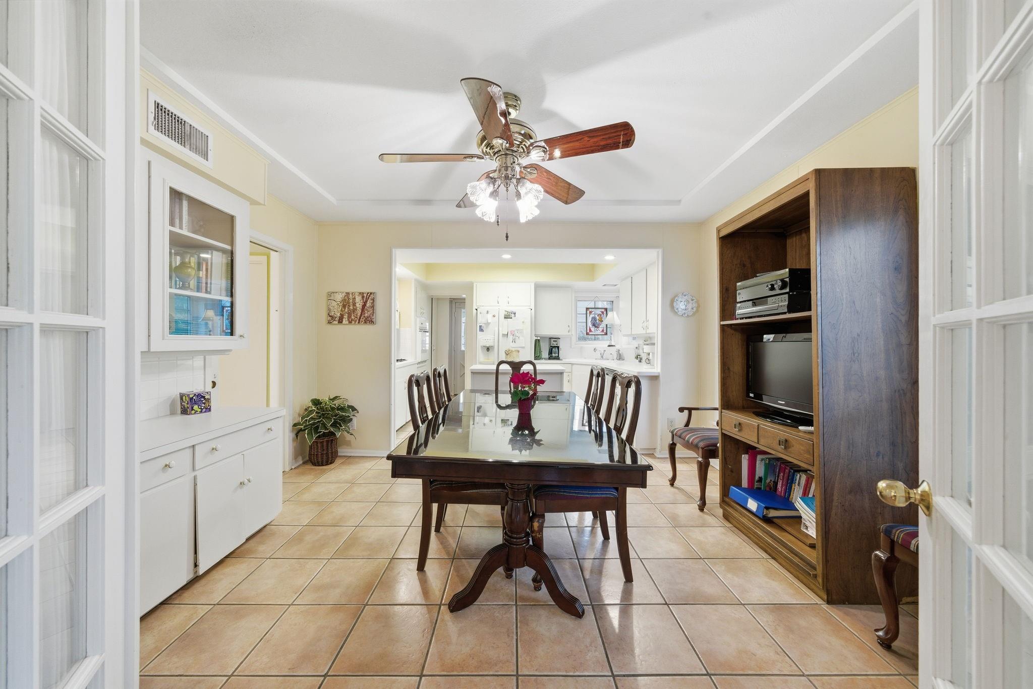 4610 Woodhead Street