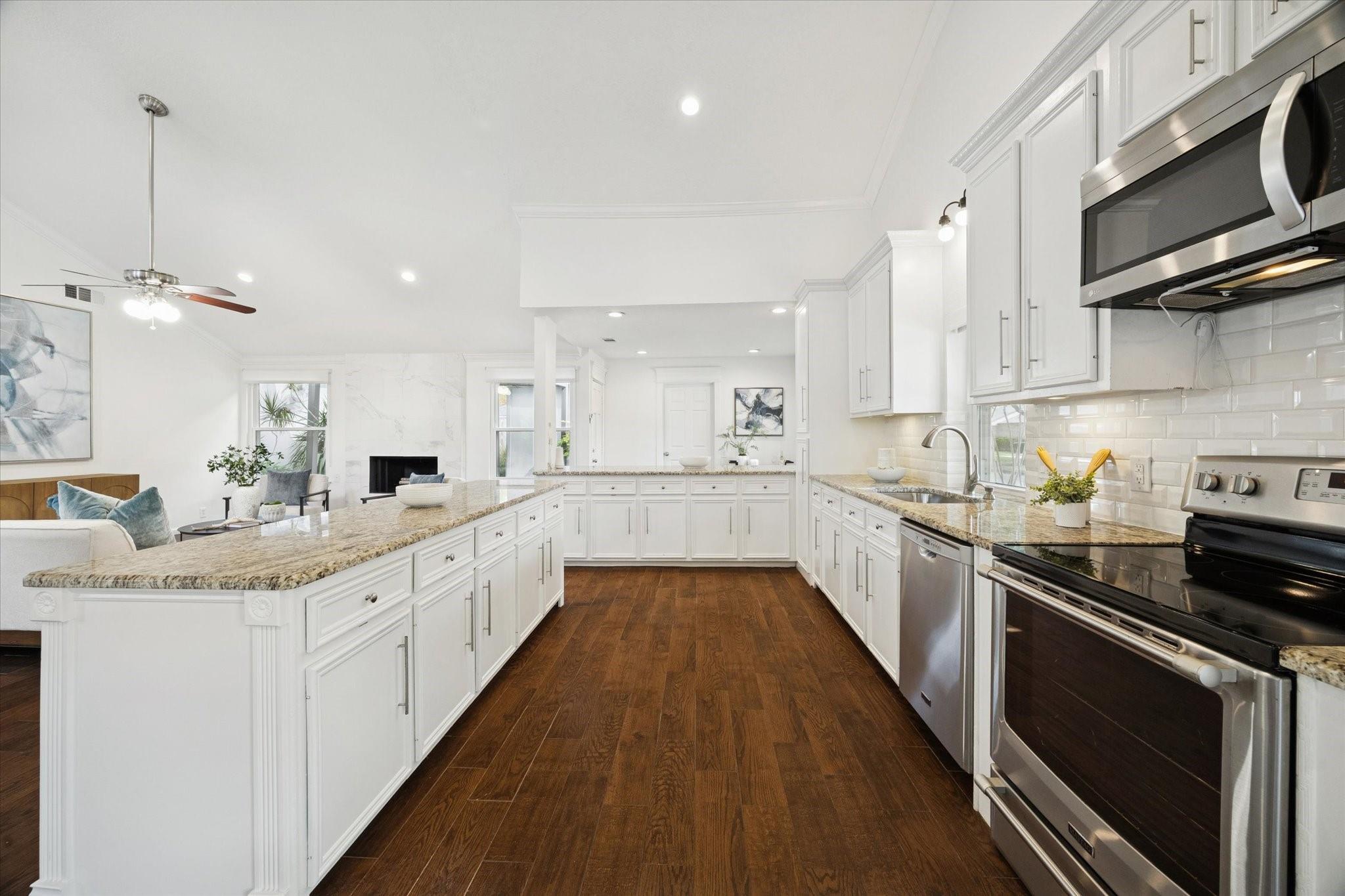 2227 Holly Knoll Street