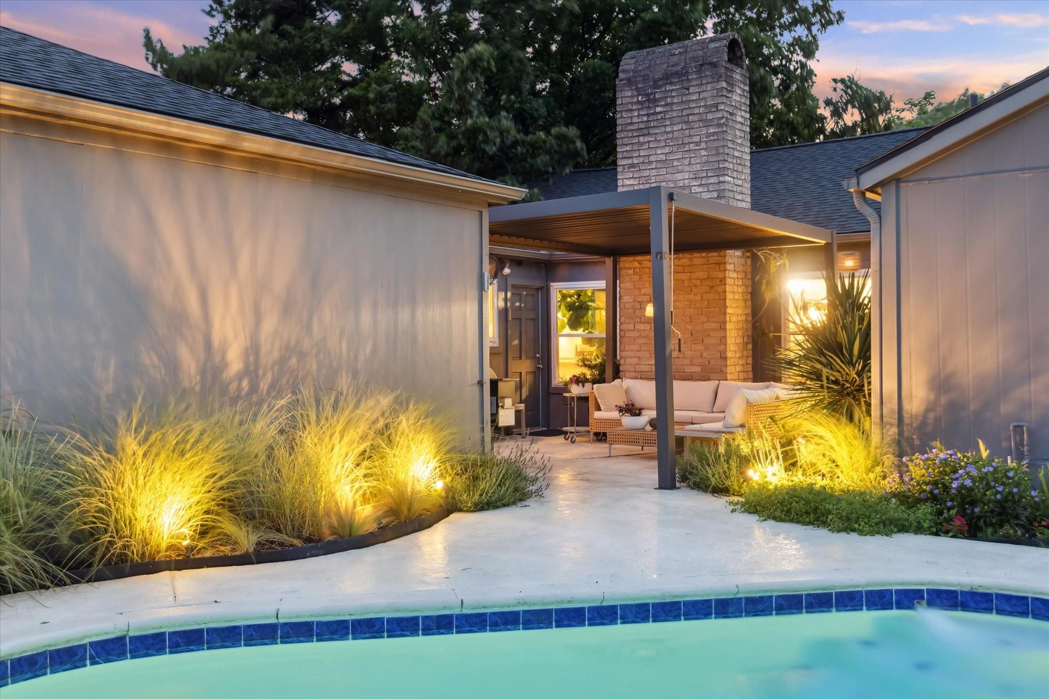 2227 Holly Knoll Street