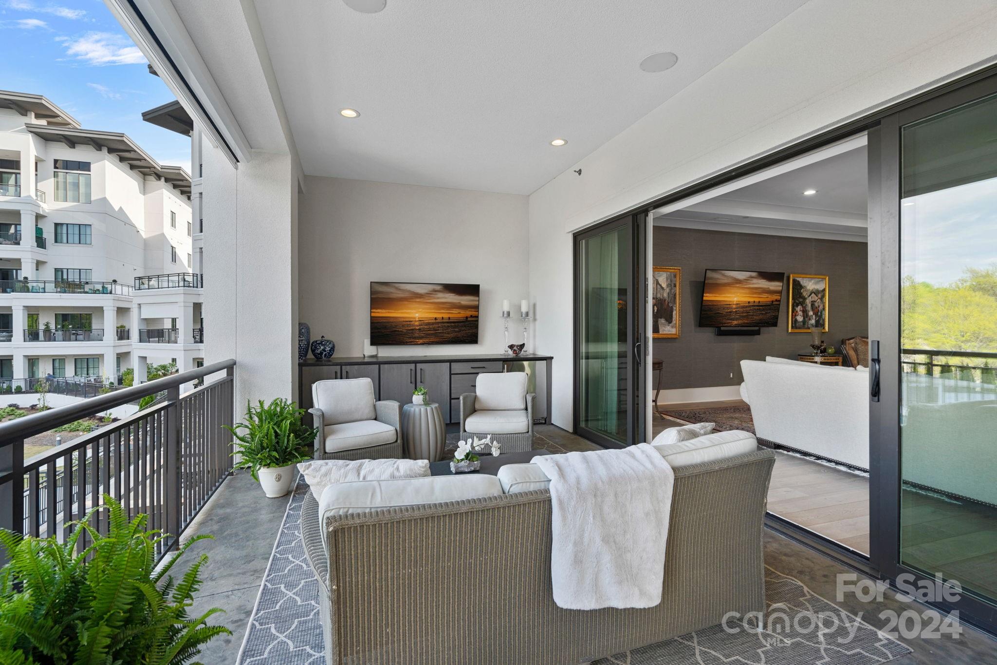 19329 Watermark Drive Unit: 331