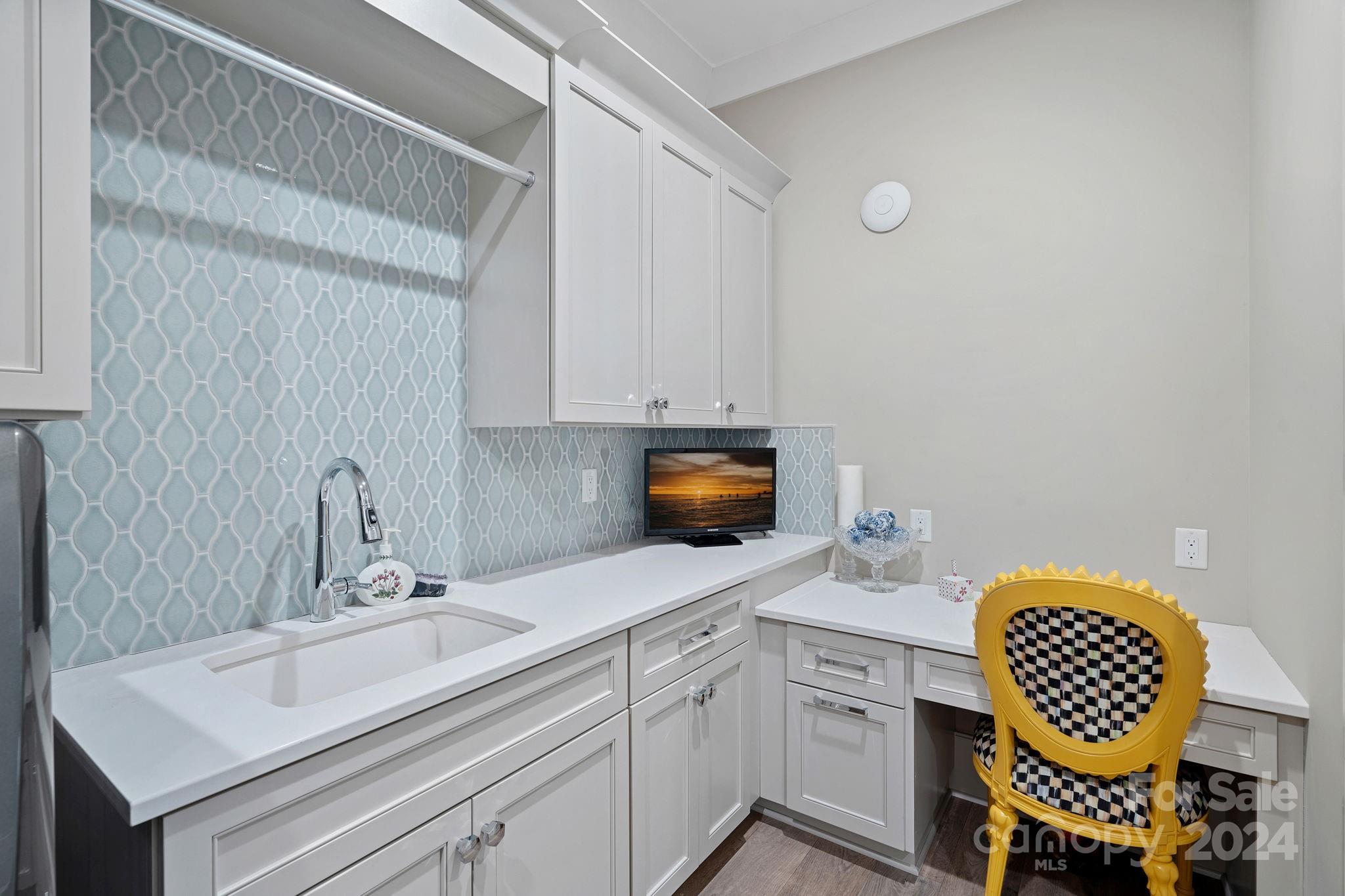 19329 Watermark Drive Unit: 331