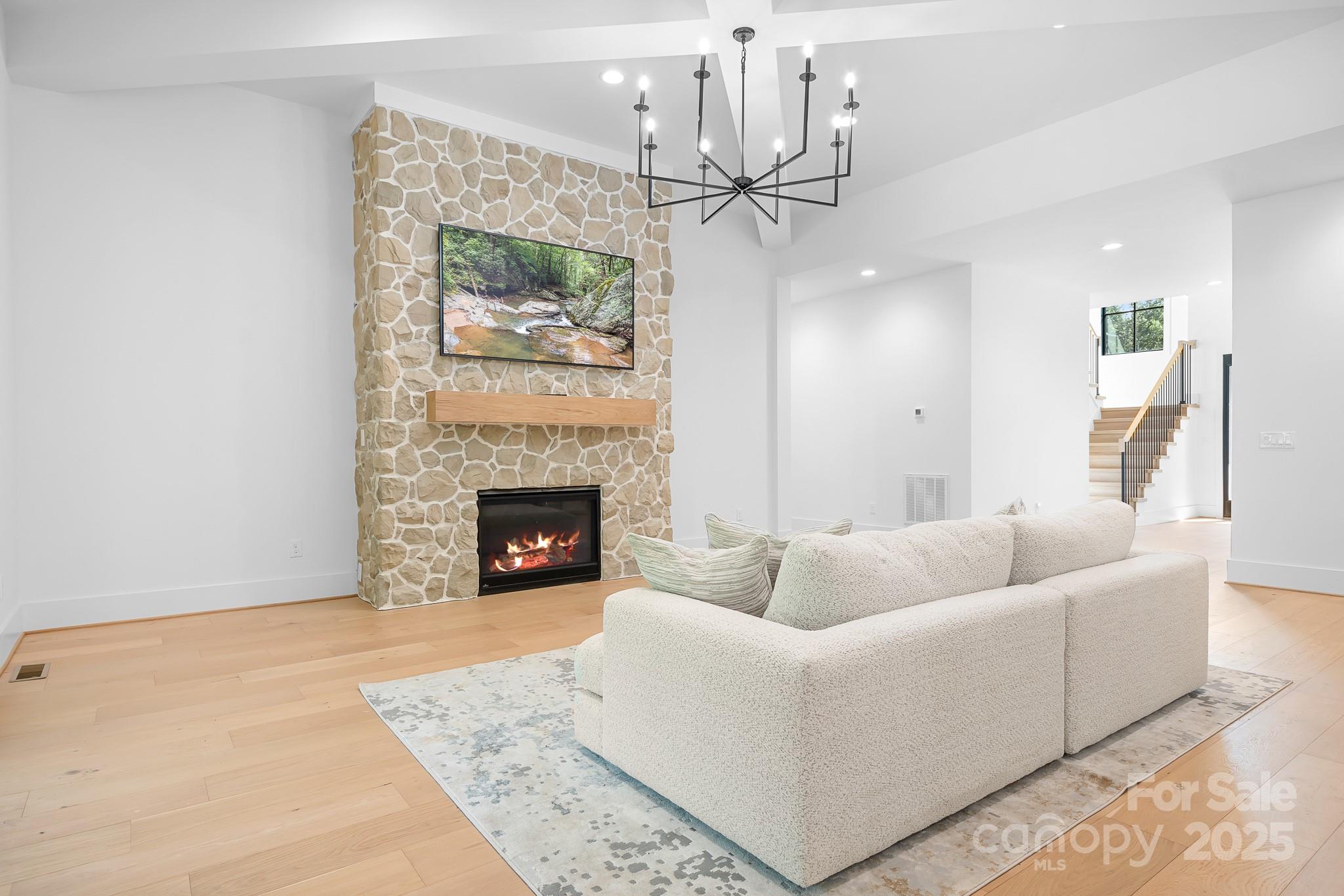 136 Castleview Lane
