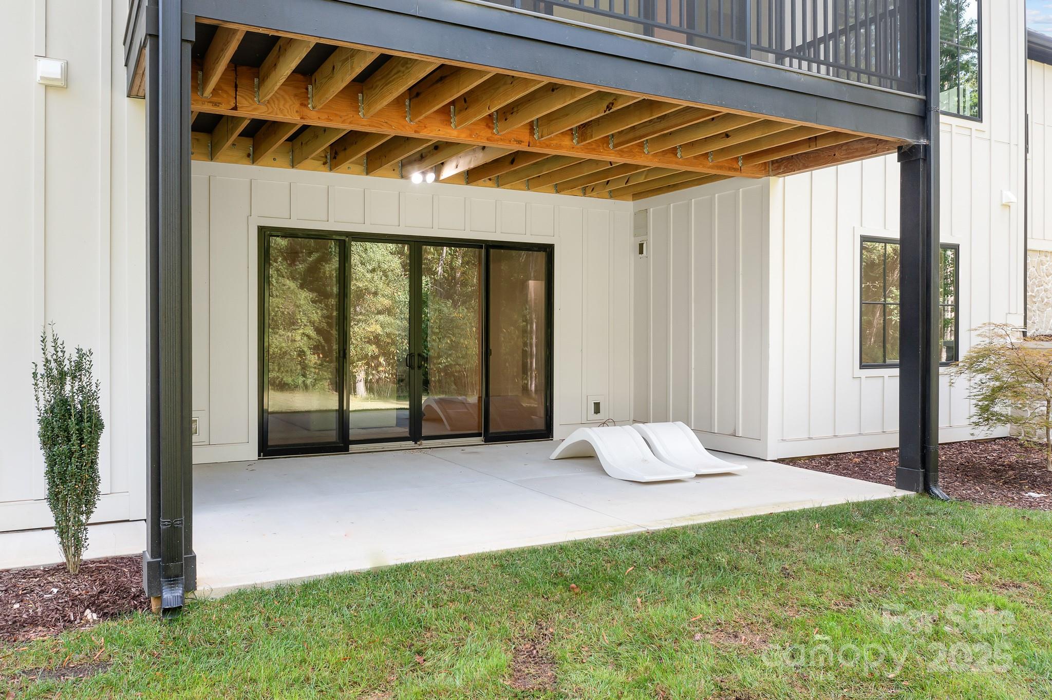 136 Castleview Lane