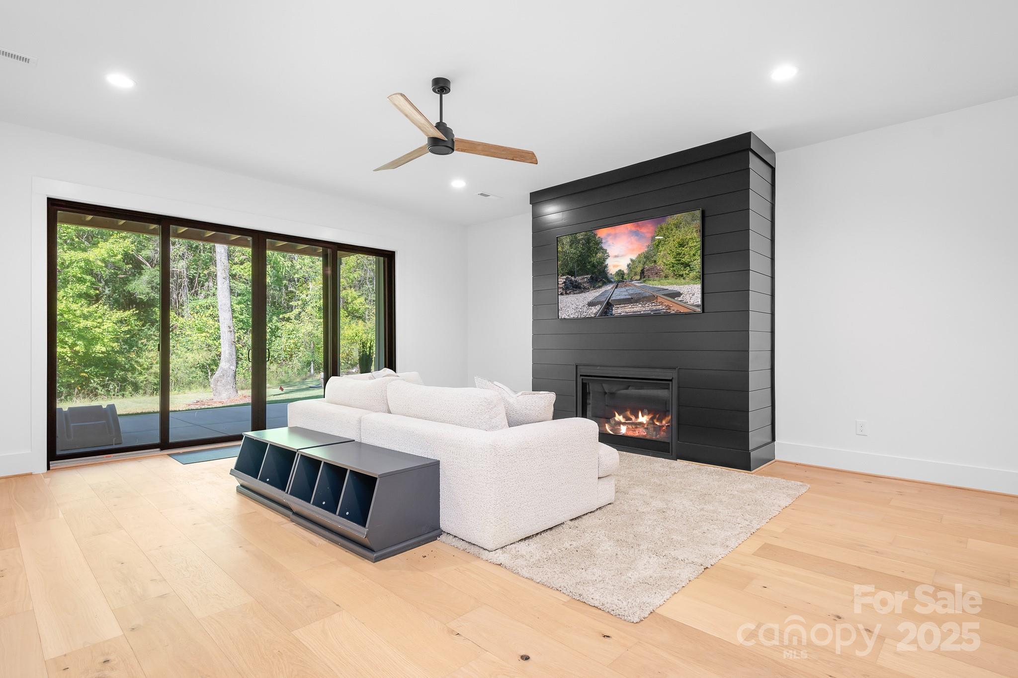 136 Castleview Lane