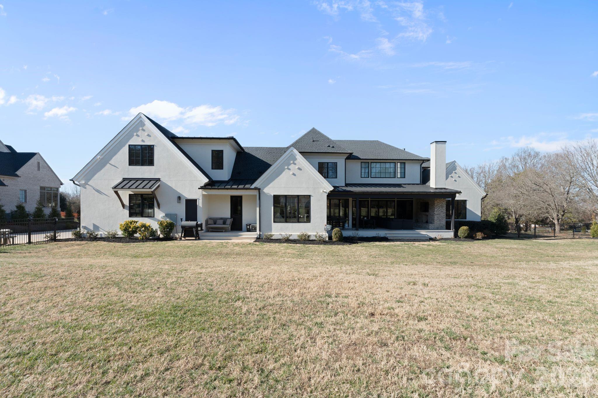 20320 Havenview Drive