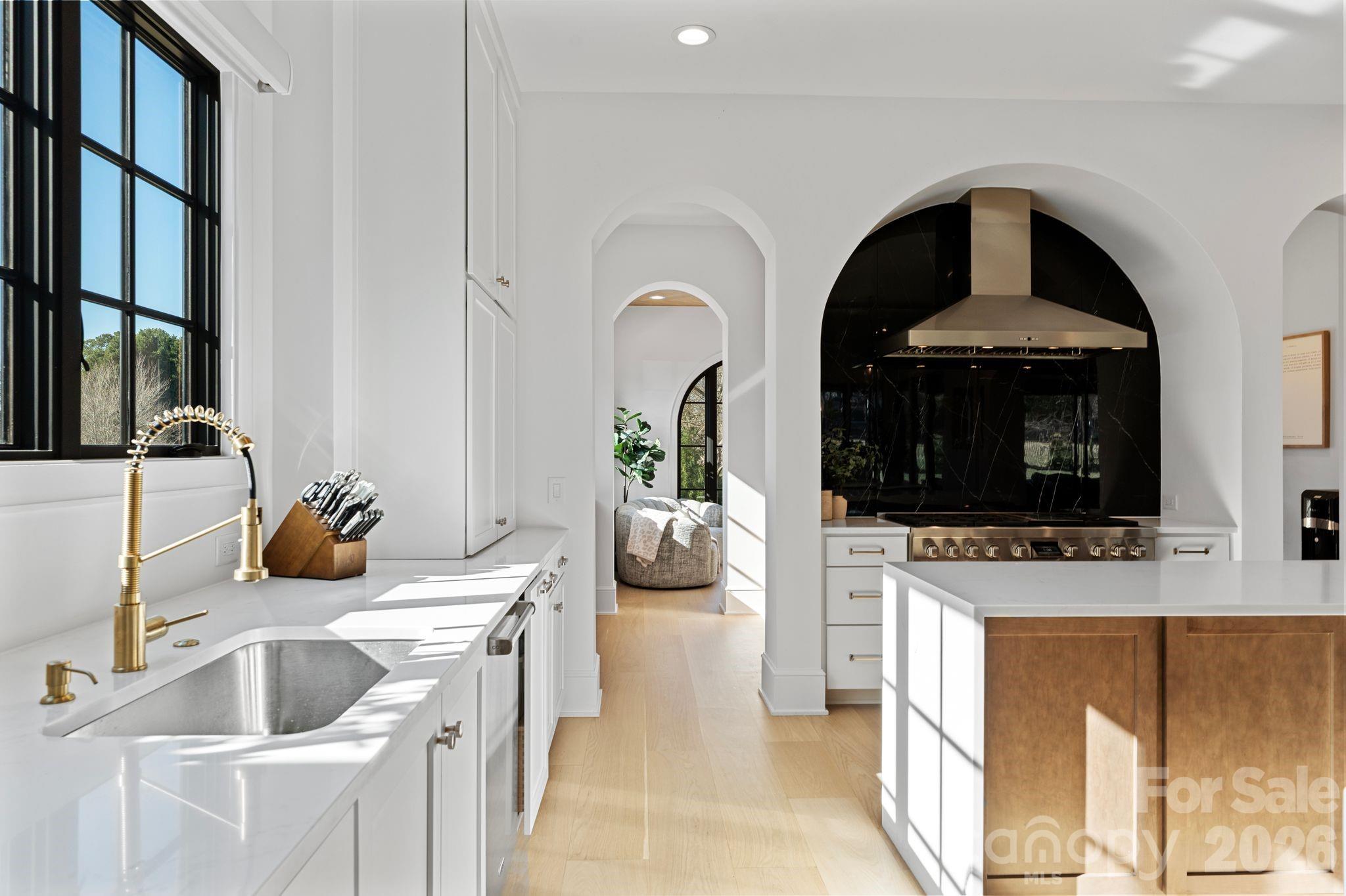 20320 Havenview Drive