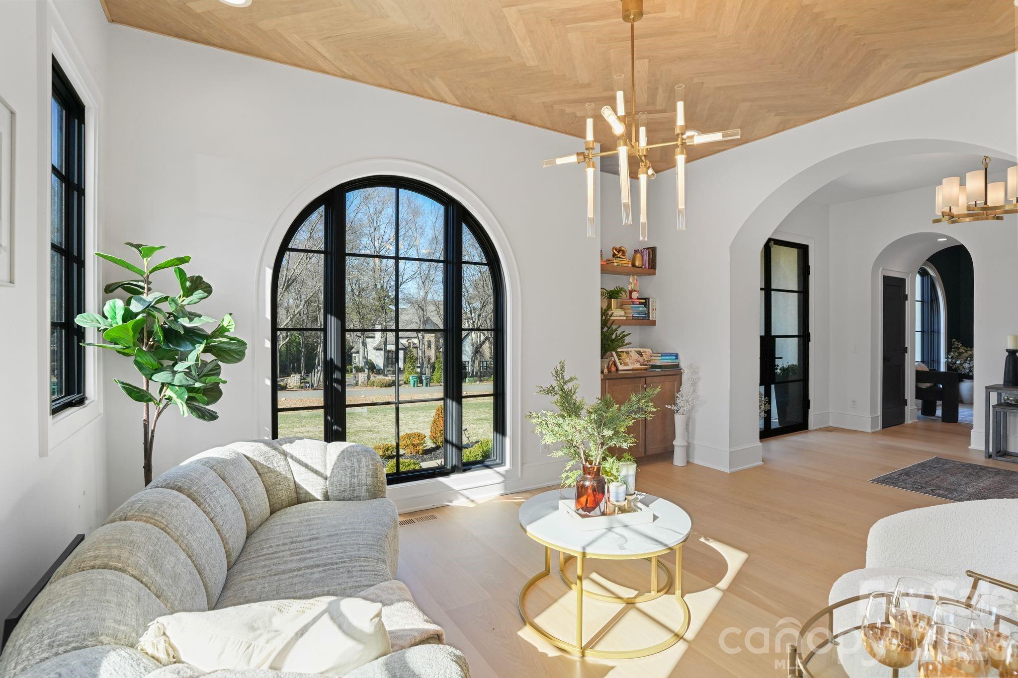 20320 Havenview Drive