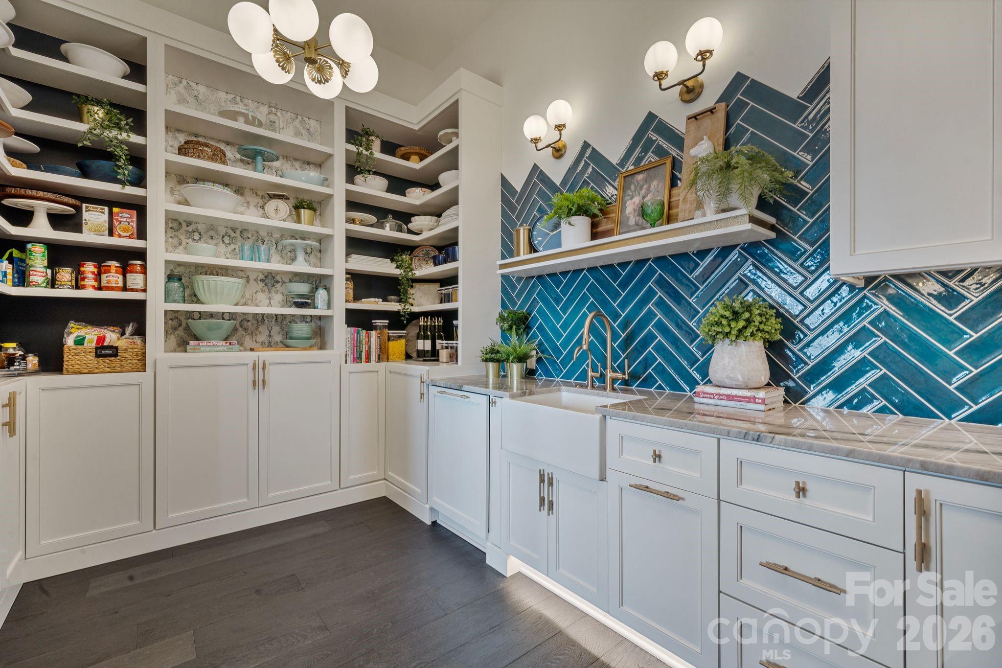 19329 Watermark Drive Unit: 261/262