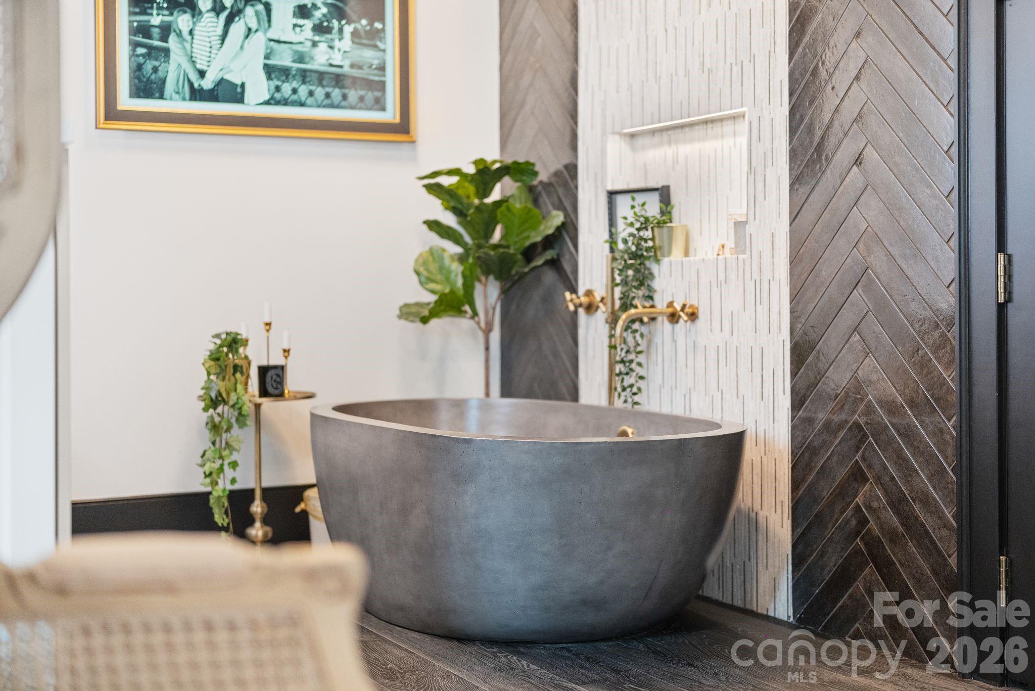 19329 Watermark Drive Unit: 261/262