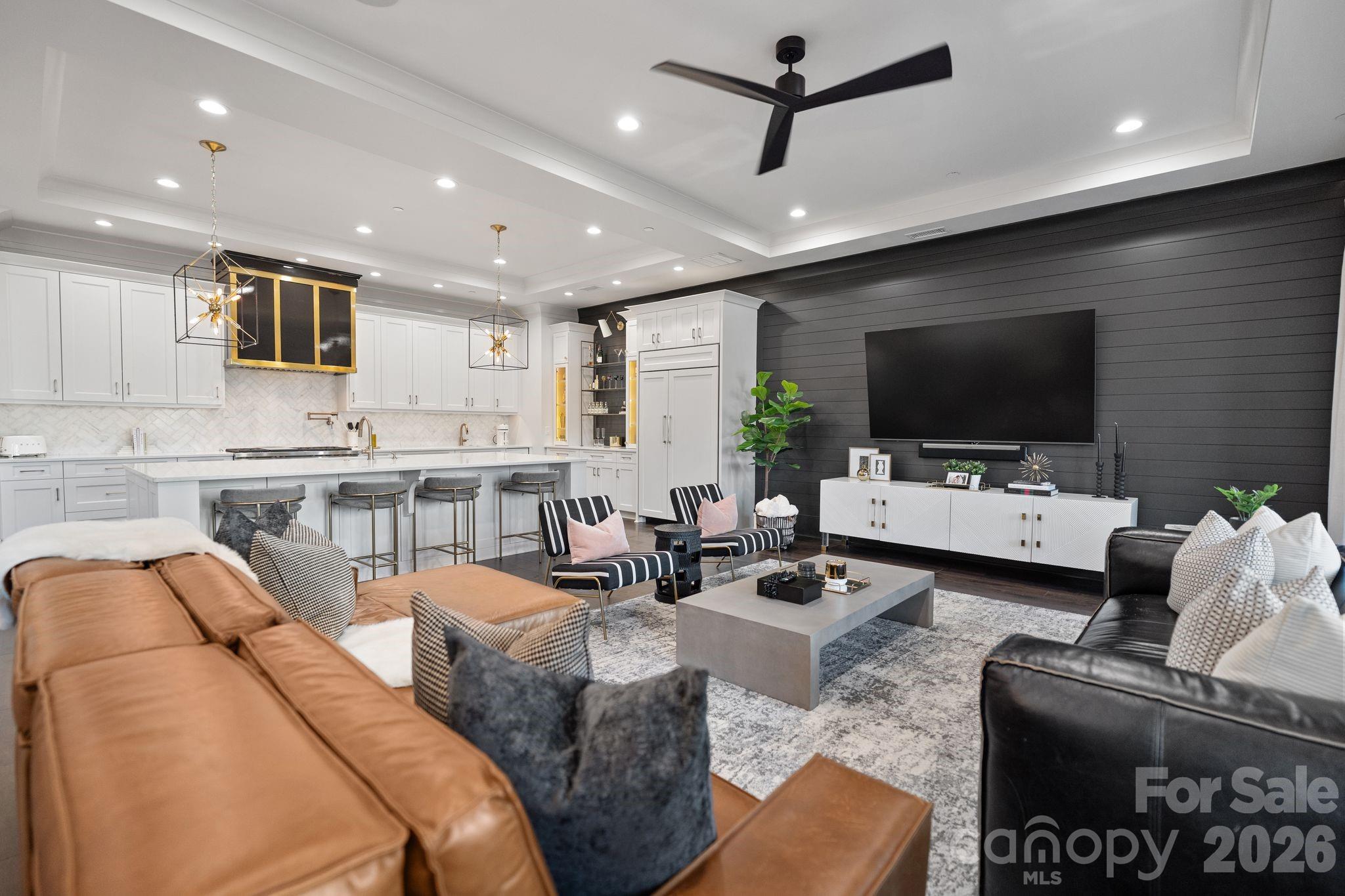 19329 Watermark Drive Unit: 521