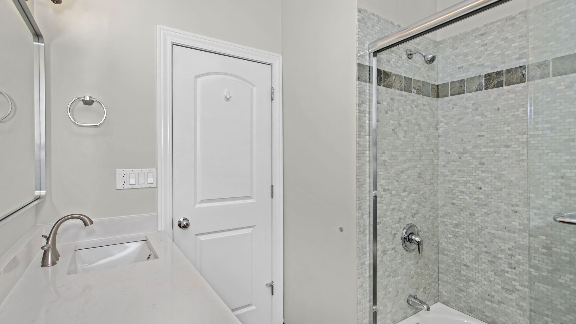 1003 N Damen Avenue Unit: 3