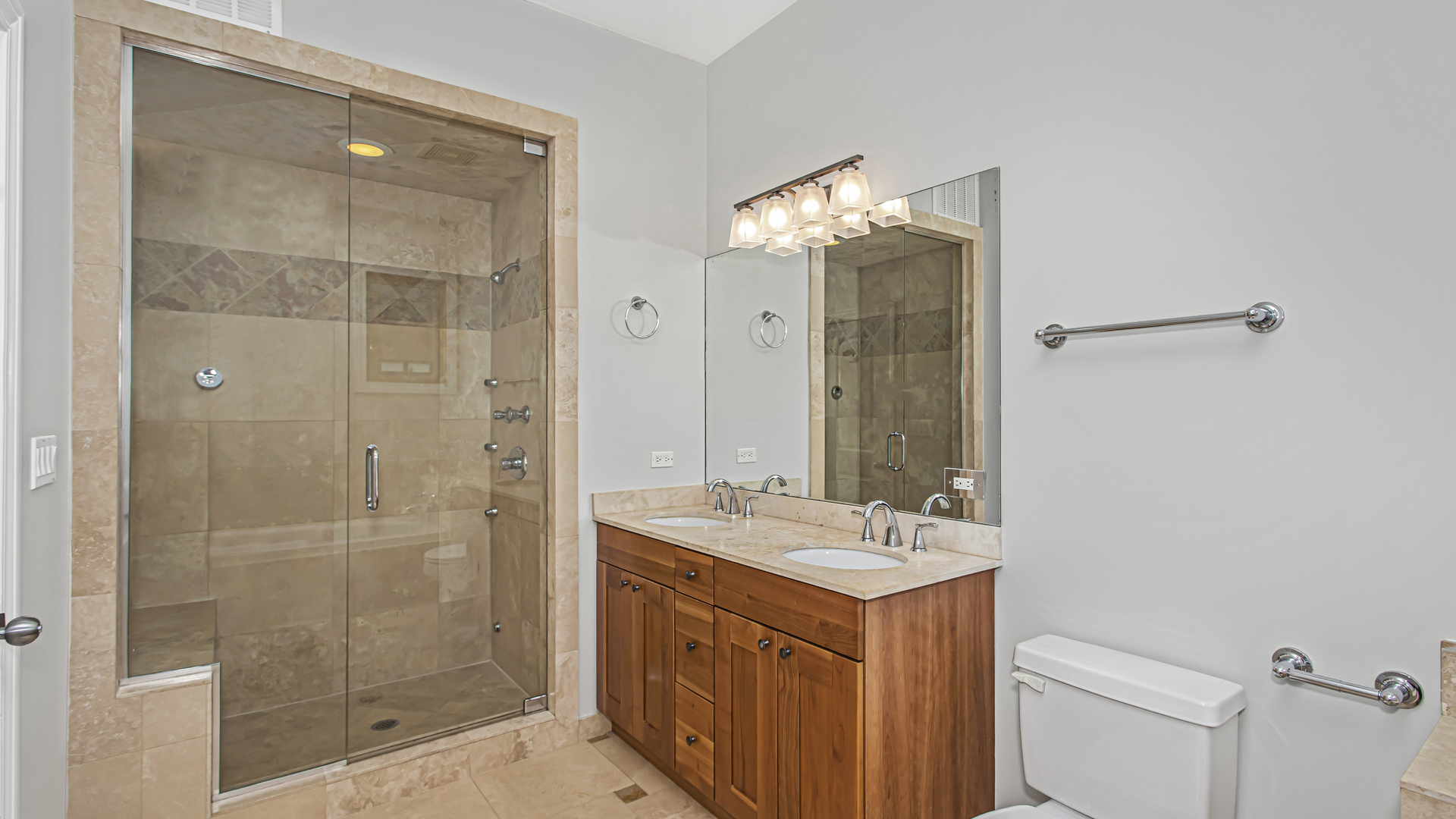 1003 N Damen Avenue Unit: 3