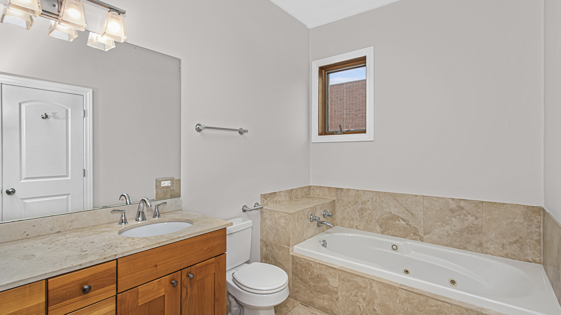 1003 N Damen Avenue Unit: 3