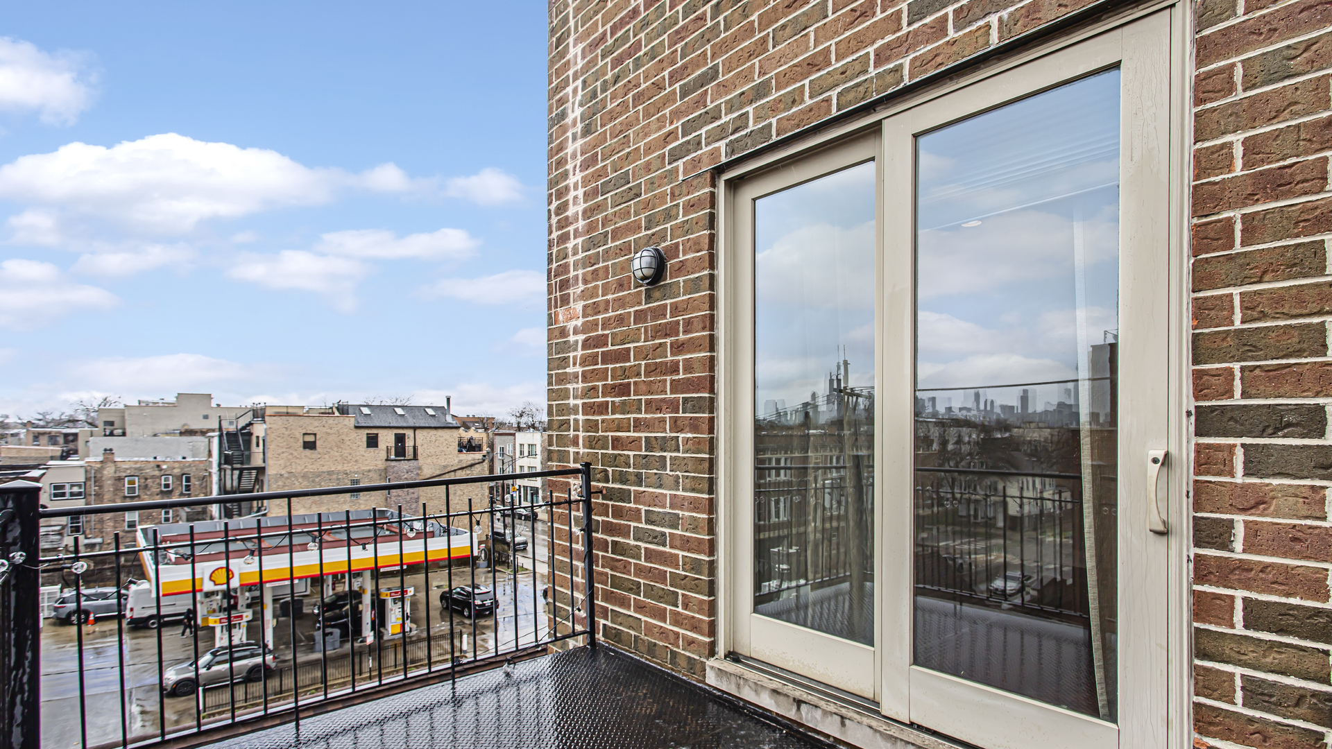 1003 N Damen Avenue Unit: 3
