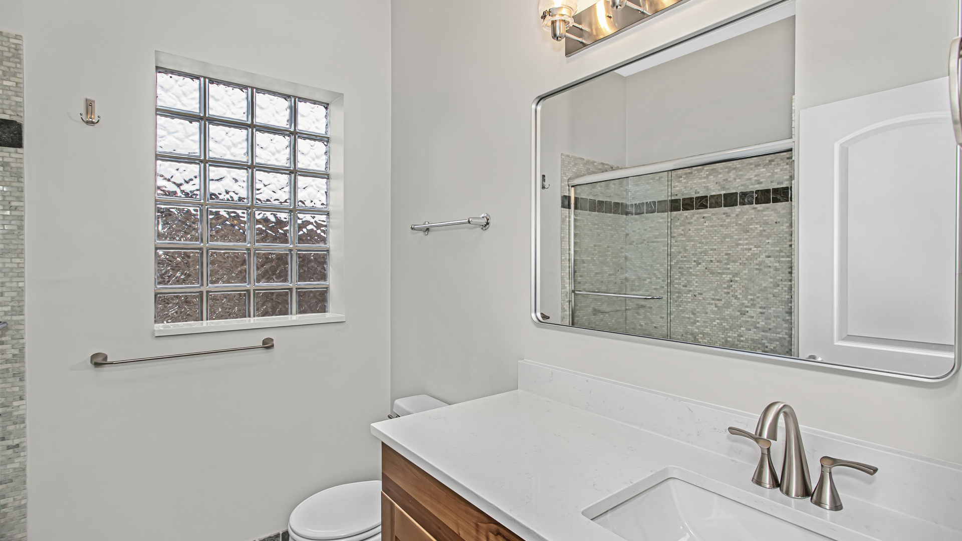 1003 N Damen Avenue Unit: 3