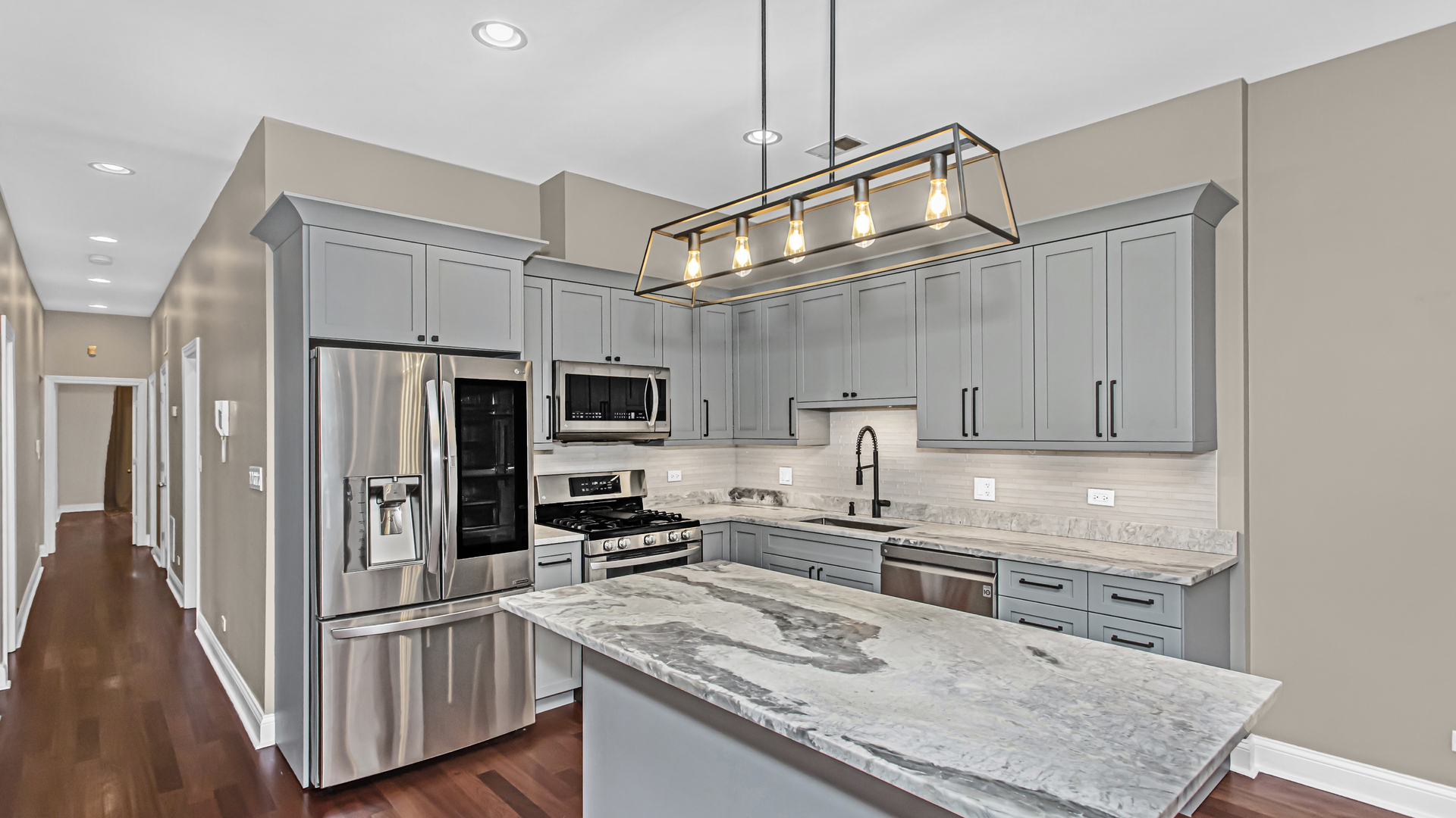 1003 N Damen Avenue Unit: 3