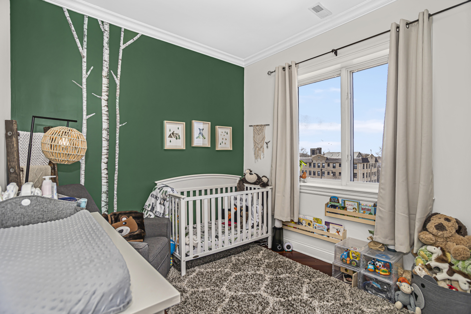 4809 N California Avenue Unit: 4W