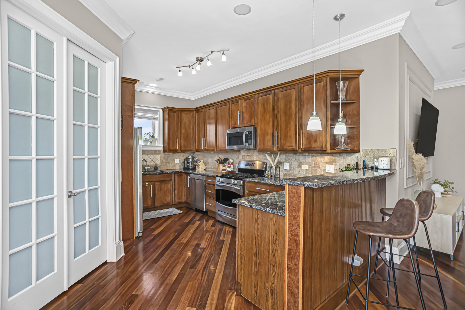 4809 N California Avenue Unit: 4W