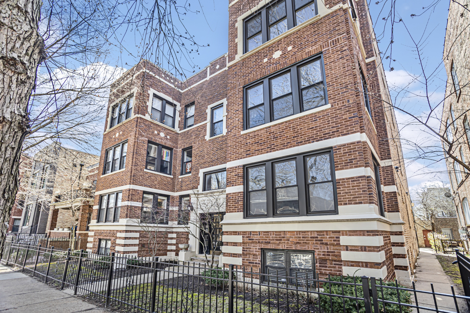 1451 W SUMMERDALE Avenue Unit: G