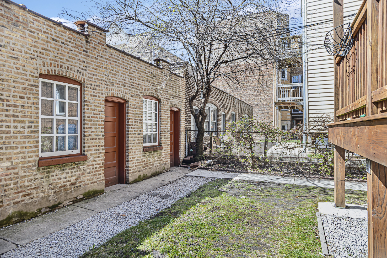 1451 W SUMMERDALE Avenue Unit: G