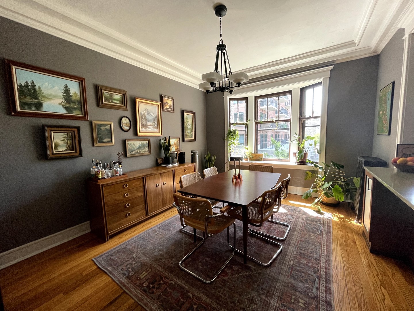 1011 W Ainslie Street Unit: 2