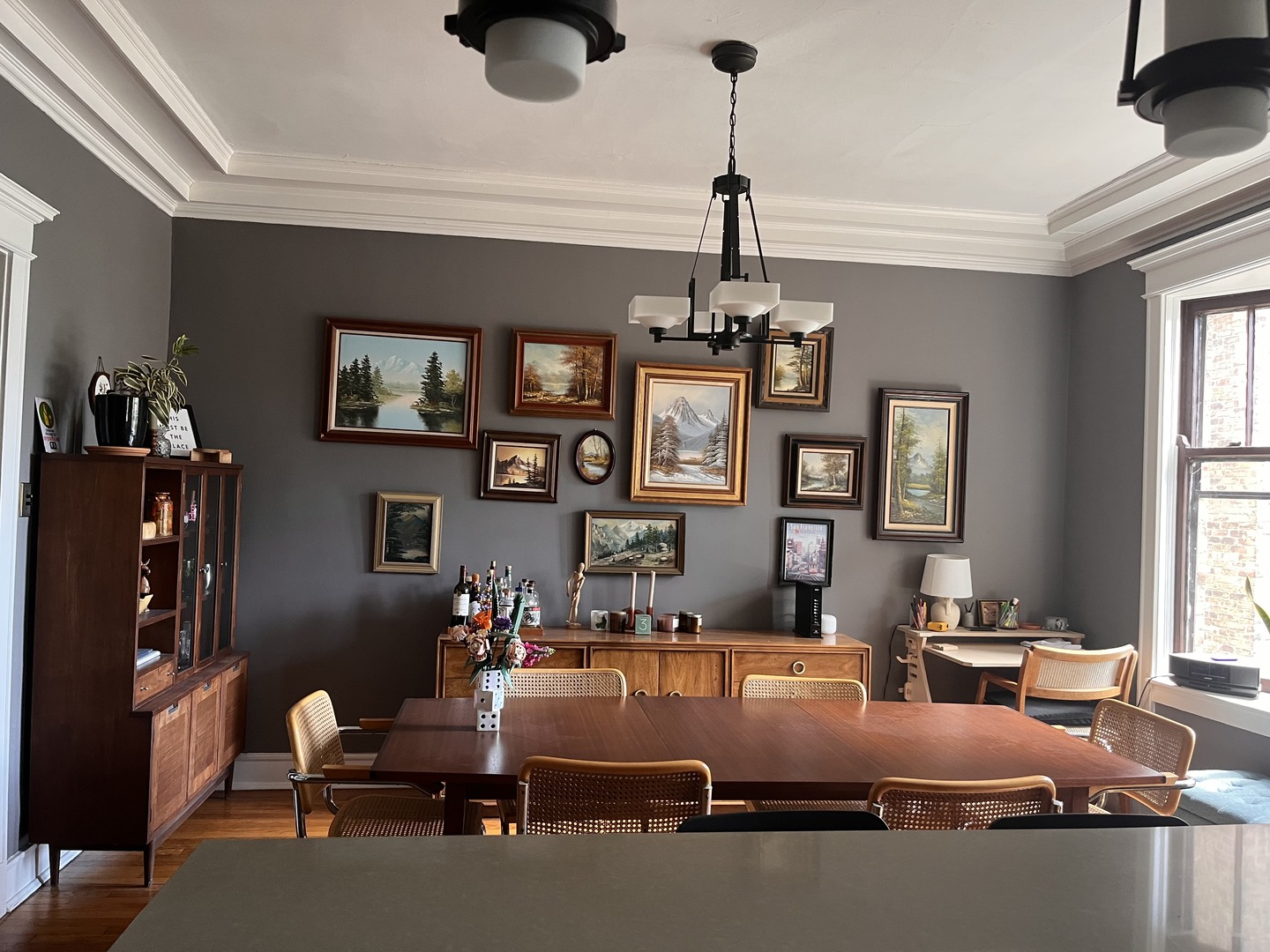 1011 W Ainslie Street Unit: 2