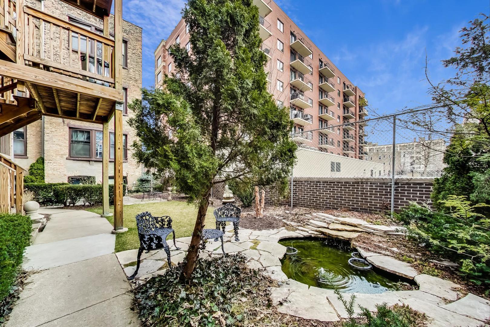 1011 W Ainslie Street Unit: 2